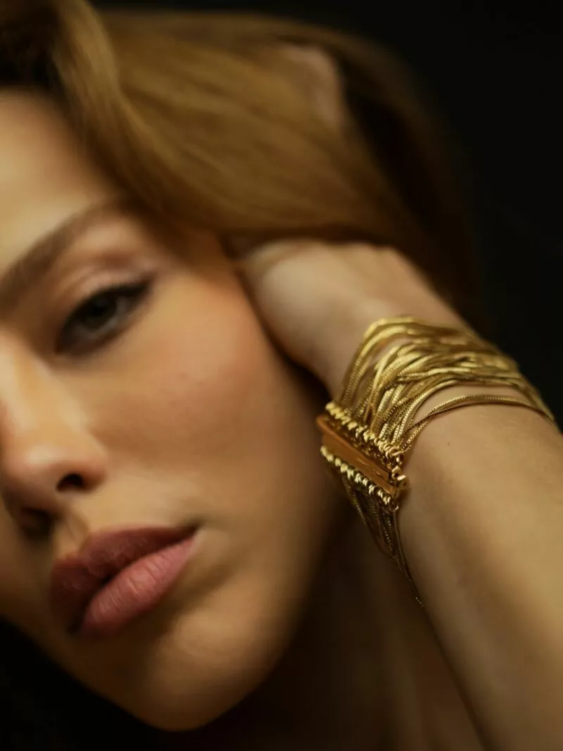 Pulseira fios Emiliana  ouro - Imagem 4